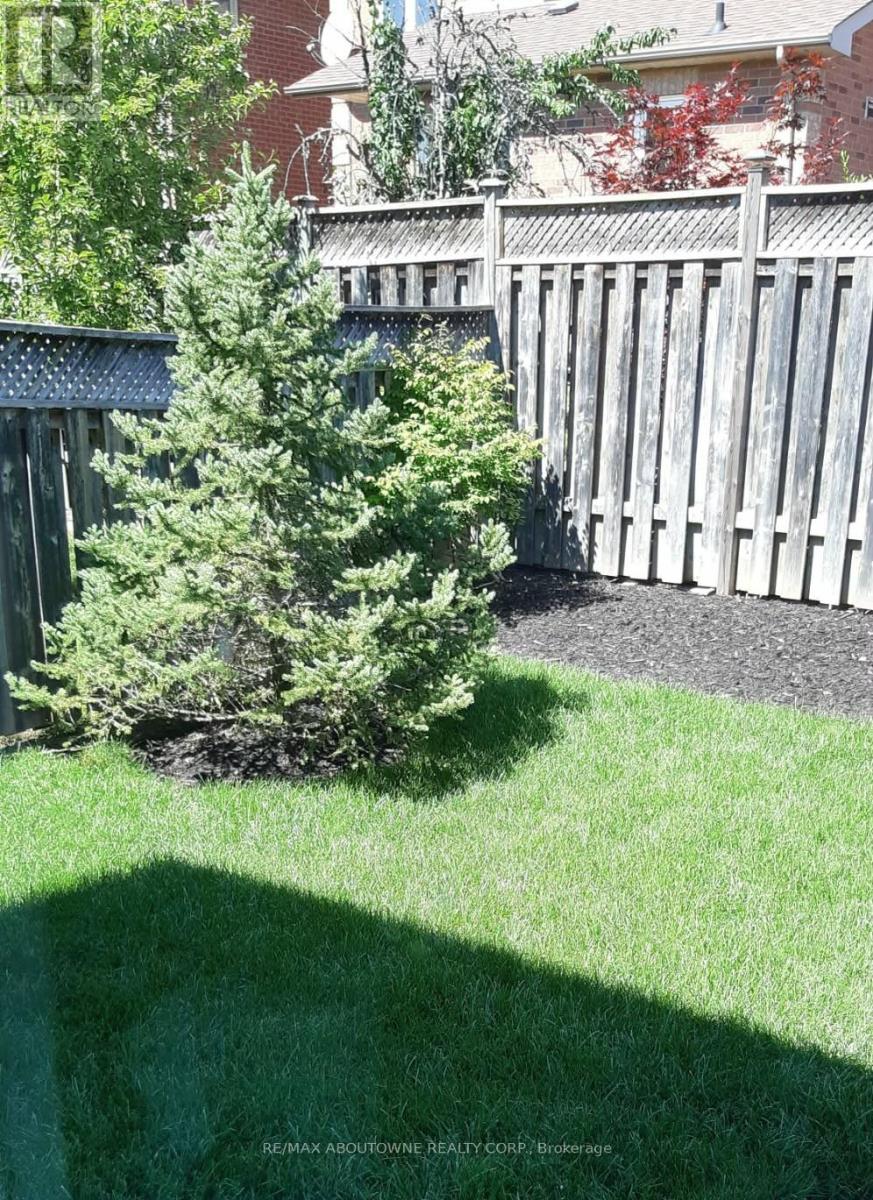 49 Lockwood Road, Brampton, Ontario  L6Y 4T7 - Photo 34 - W12804904