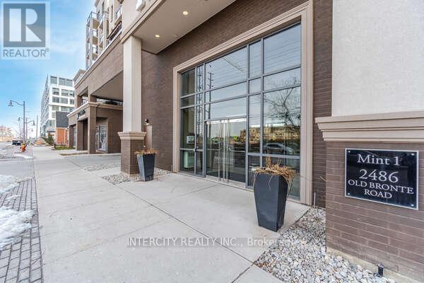308 - 2486 Old Bronte Road, Oakville, Ontario  L6M 9Y5 - Photo 2 - W12804916