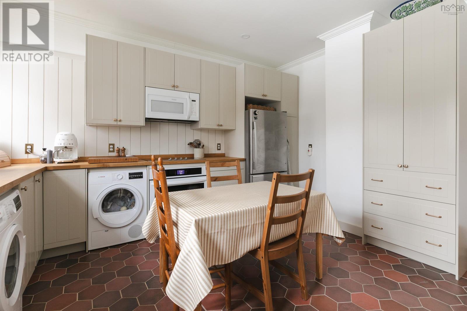 24 Thompson Street, Dartmouth, Nova Scotia  B2Y 2Y1 - Photo 17 - 202603001