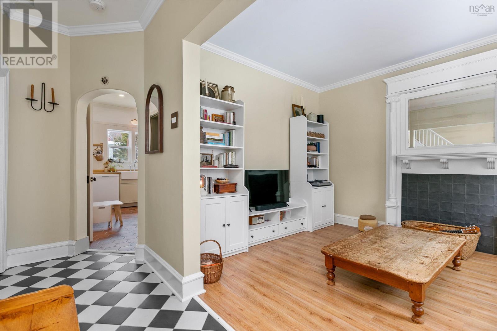 24 Thompson Street, Dartmouth, Nova Scotia  B2Y 2Y1 - Photo 4 - 202603001