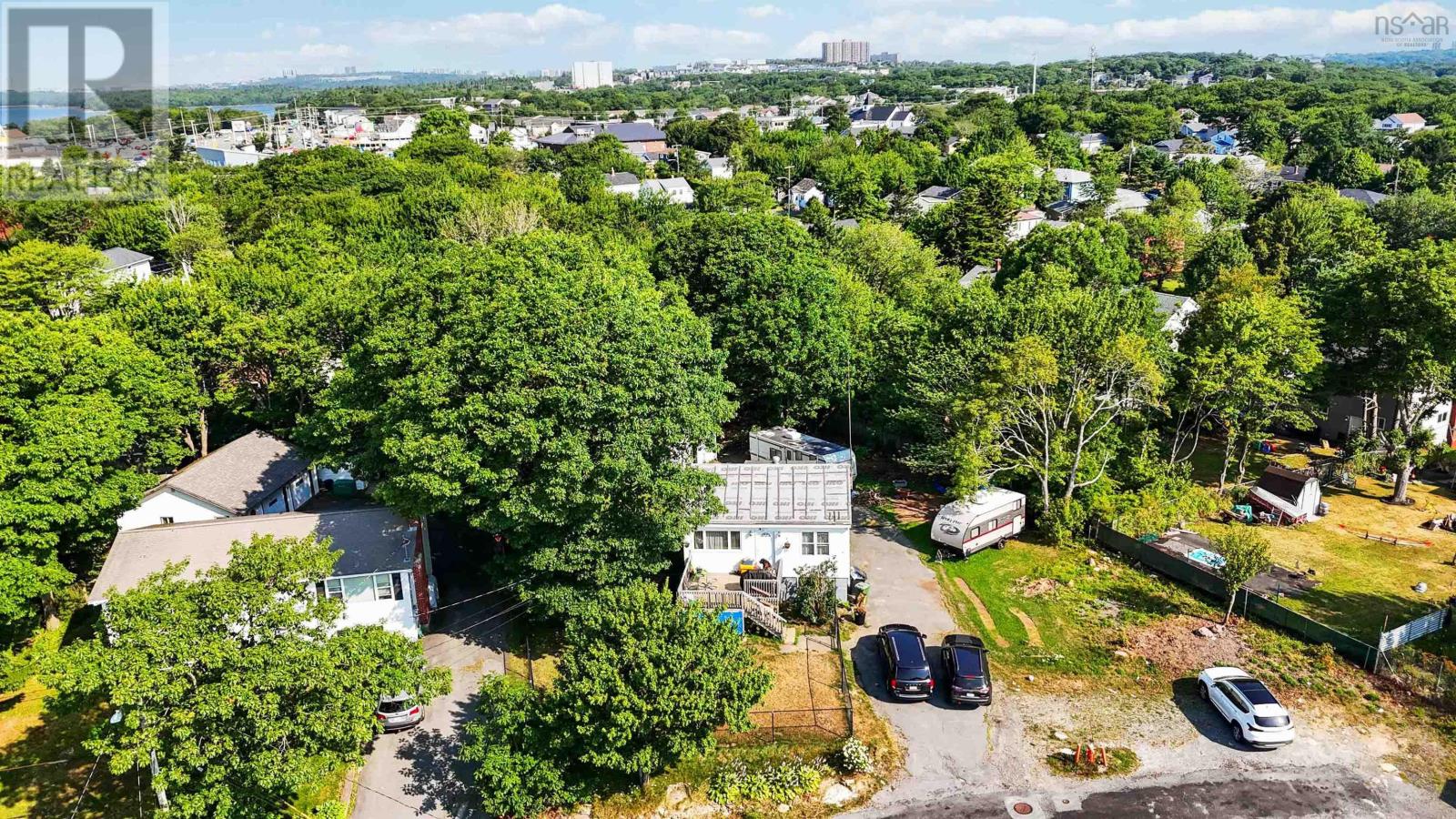 24 Levis Street, Halifax, Nova Scotia  B3R 1L9 - Photo 40 - 202603103