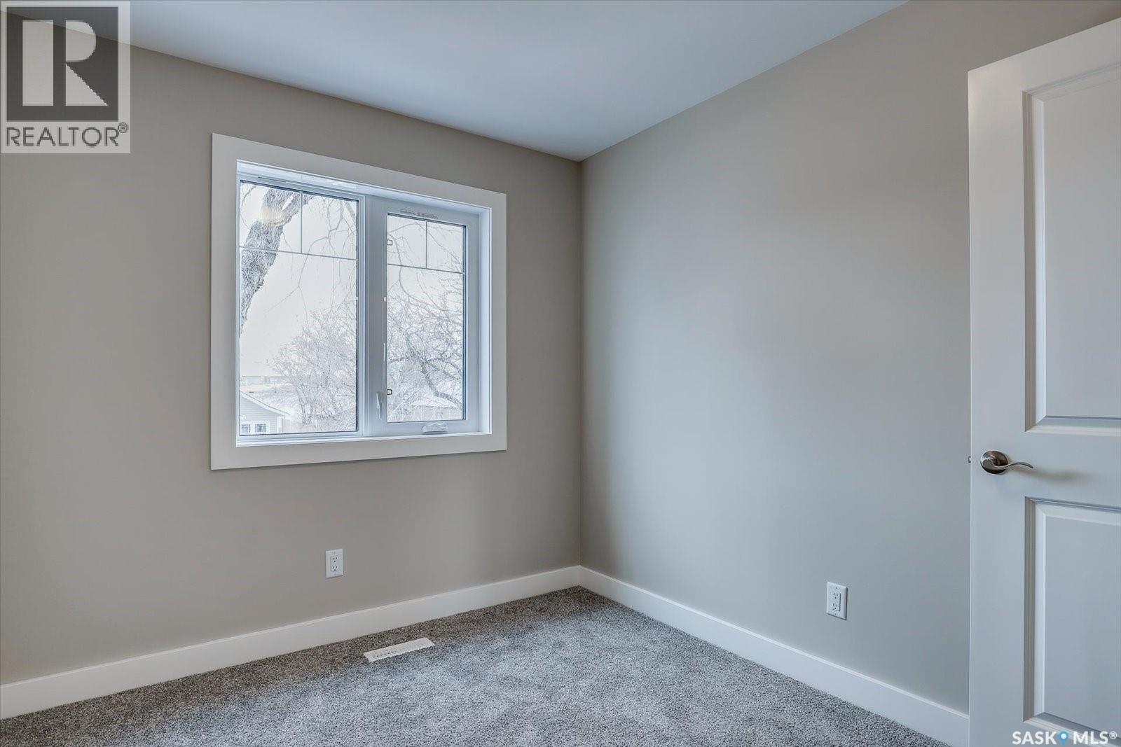 133 E Avenue S, Saskatoon, Saskatchewan  S7M 1R7 - Photo 28 - SK028911