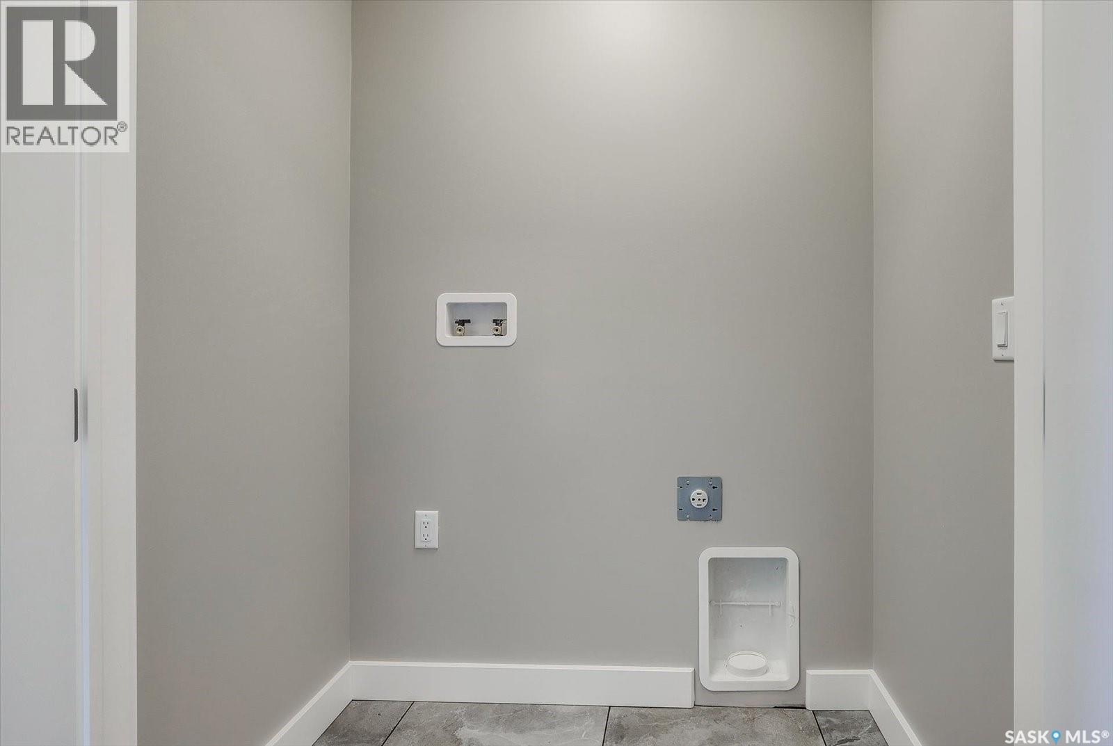 133 E Avenue S, Saskatoon, Saskatchewan  S7M 1R7 - Photo 34 - SK028911