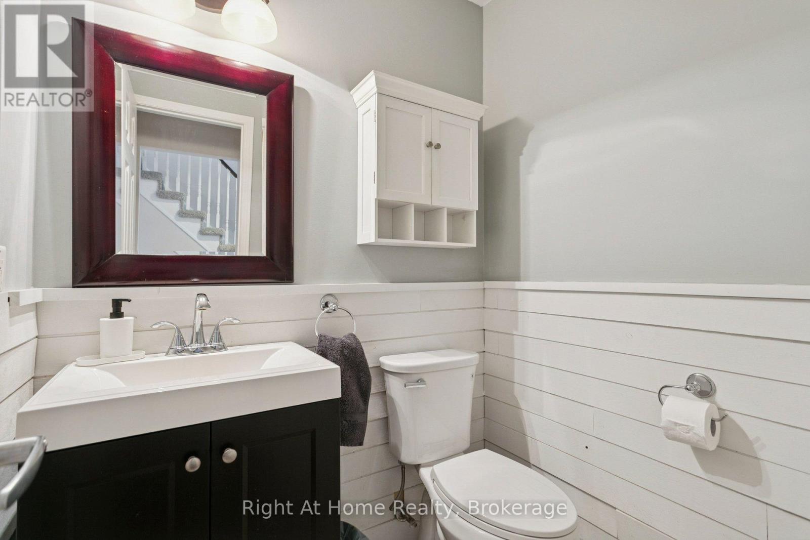 389 Fairgate Way, Oakville, Ontario  L6H 6Y1 - Photo 15 - W12805106