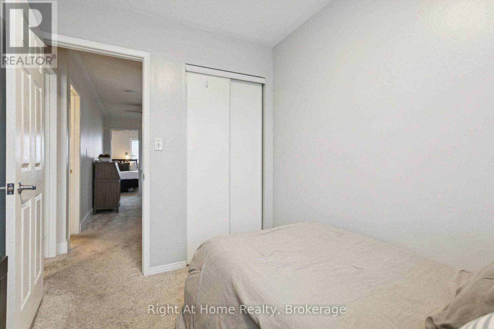 389 Fairgate Way, Oakville, Ontario  L6H 6Y1 - Photo 20 - W12805106