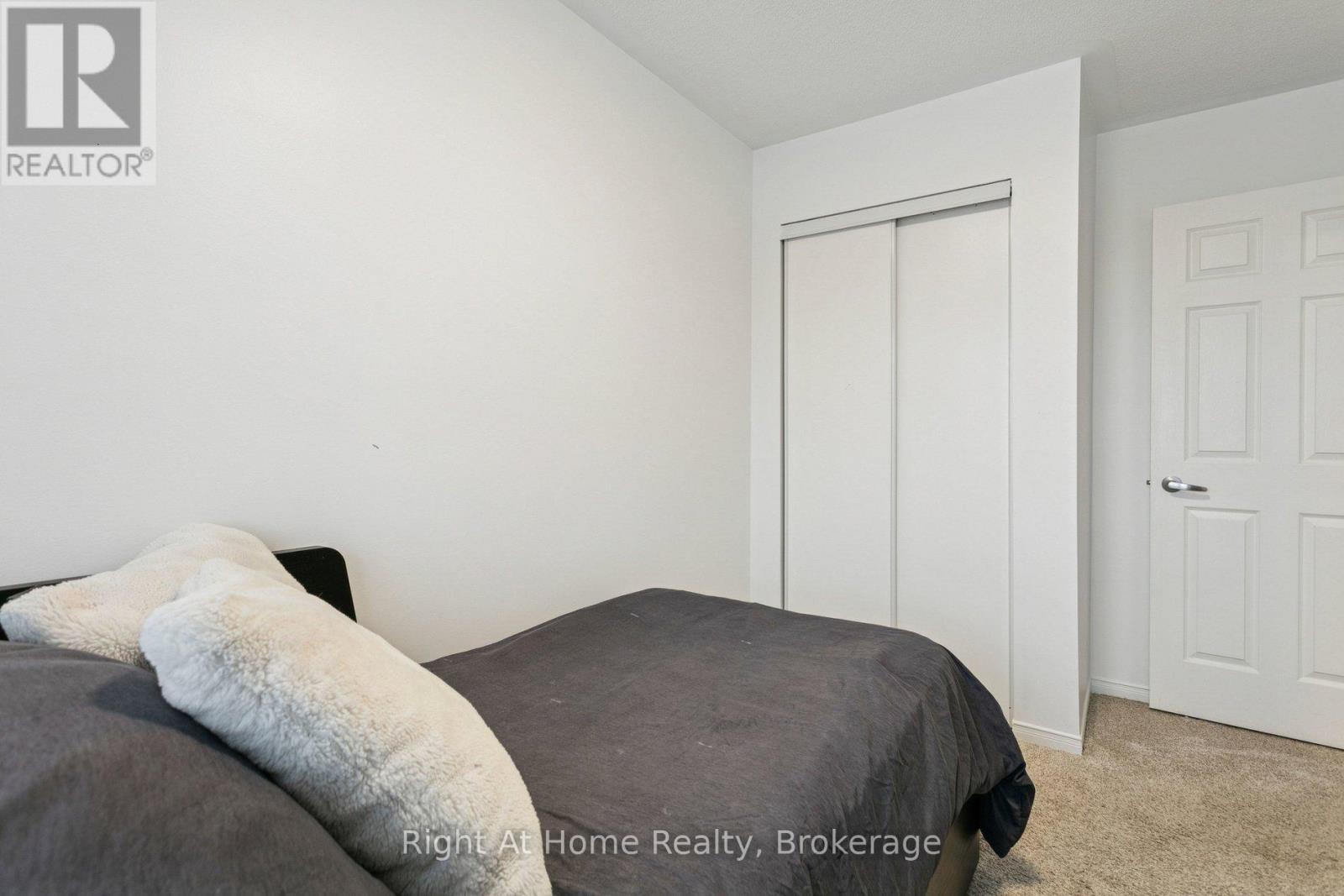 389 Fairgate Way, Oakville, Ontario  L6H 6Y1 - Photo 22 - W12805106