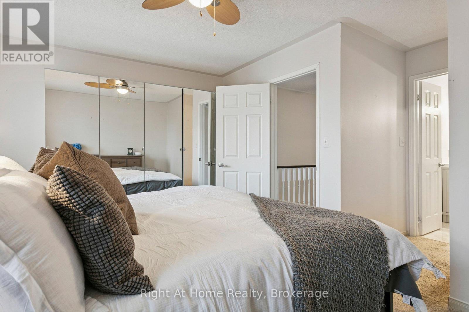 389 Fairgate Way, Oakville, Ontario  L6H 6Y1 - Photo 26 - W12805106