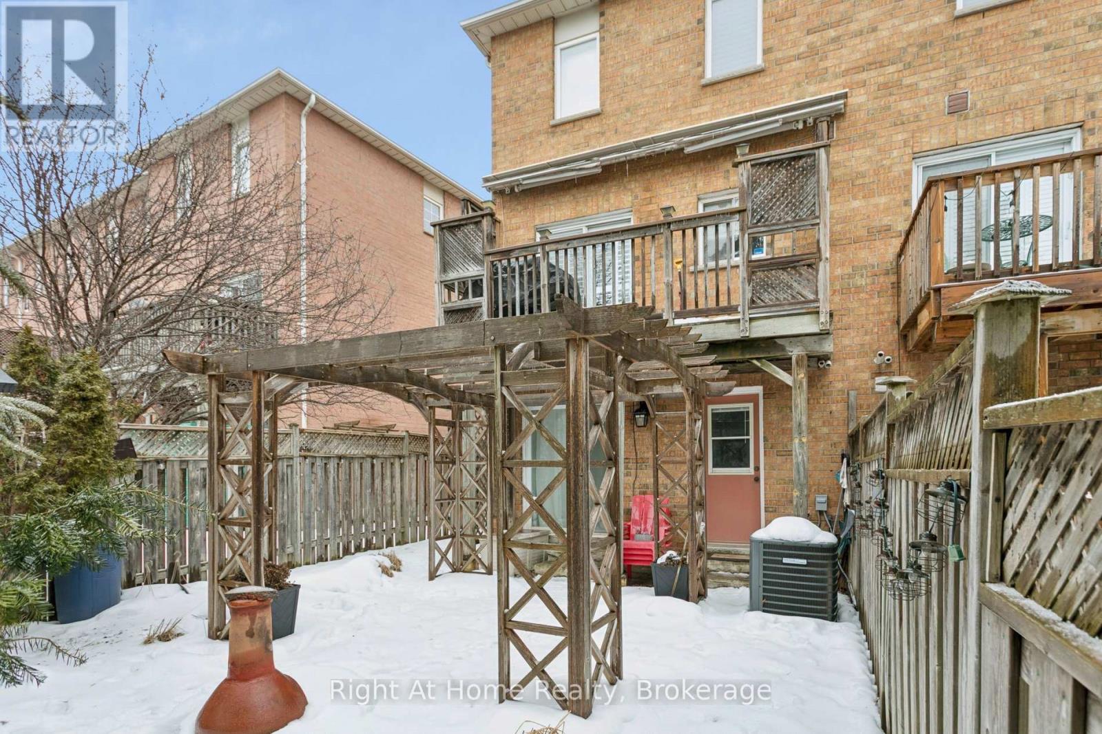 389 Fairgate Way, Oakville, Ontario  L6H 6Y1 - Photo 32 - W12805106