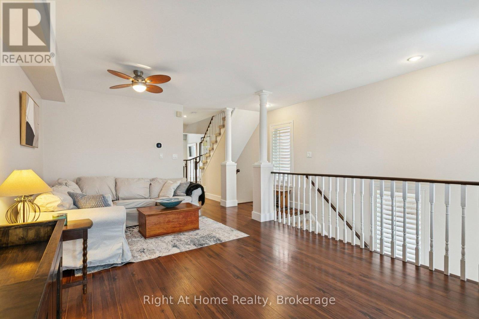 389 Fairgate Way, Oakville, Ontario  L6H 6Y1 - Photo 6 - W12805106