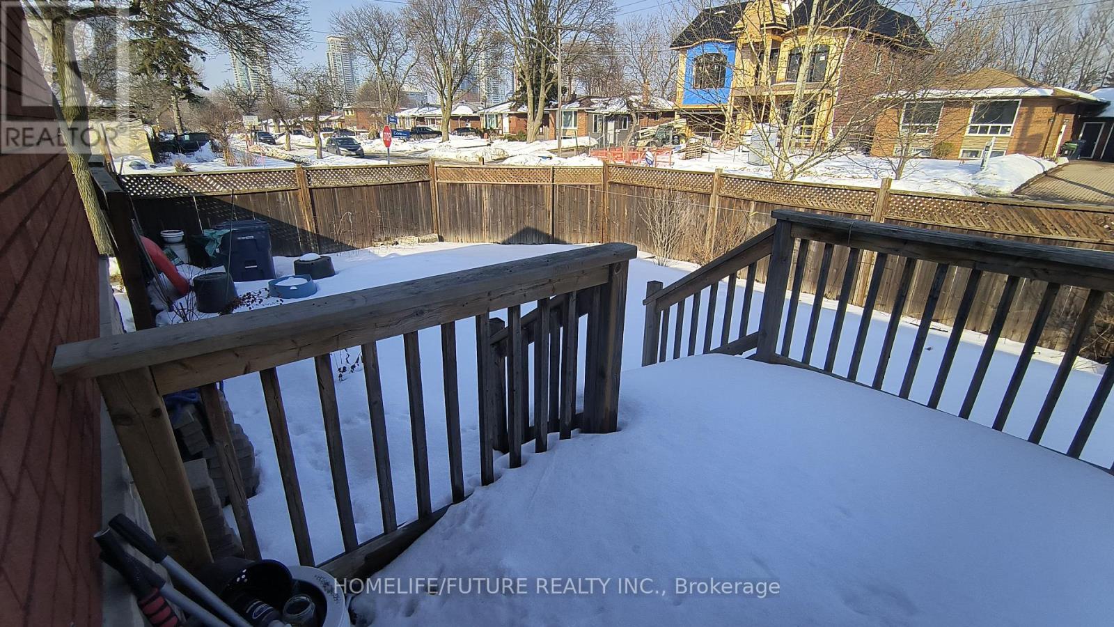 Main - 2 Cora Crescent, Toronto, Ontario  M1P 4M4 - Photo 15 - E12804384