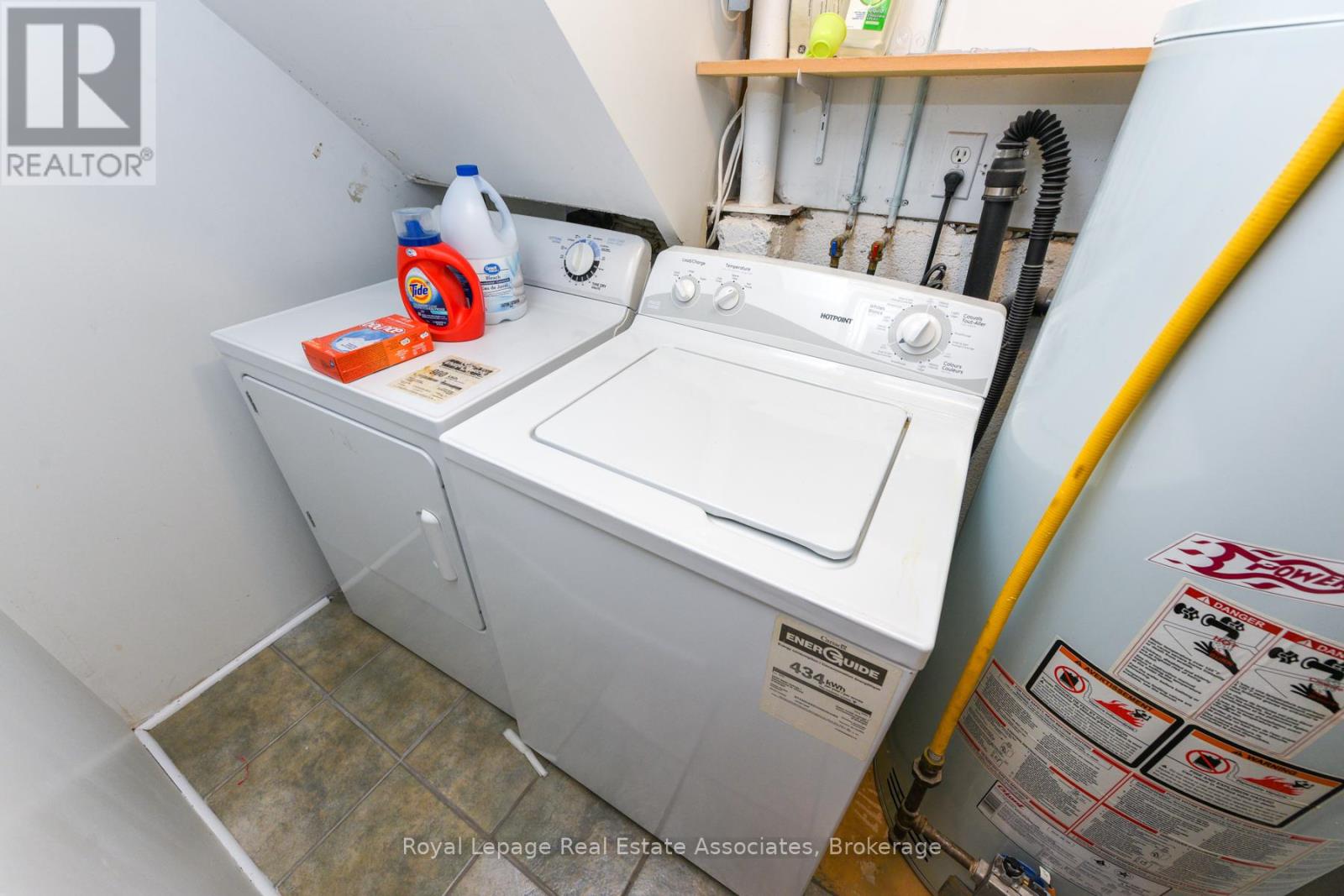 Upper Level - 3162 Folkway Drive, Mississauga, Ontario  L5L 2A3 - Photo 38 - W12590950