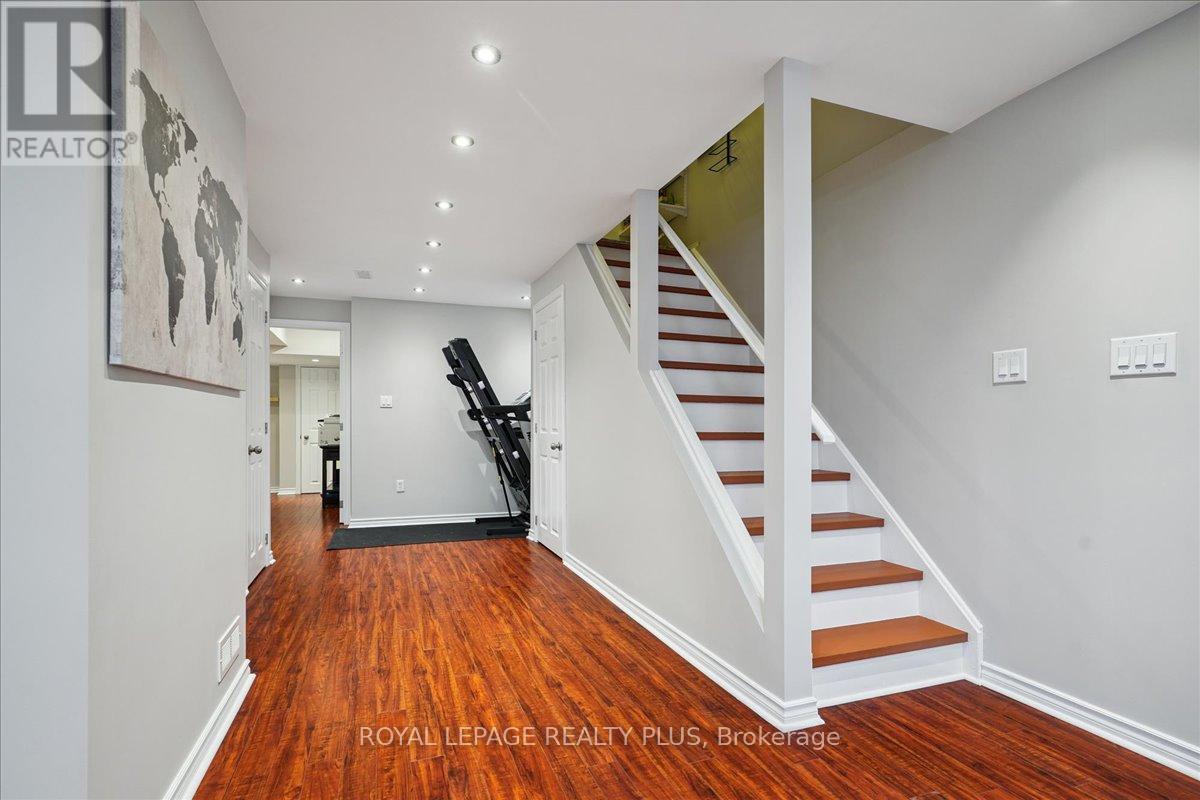 5300 Palmetto Place, Mississauga, Ontario  L5M 0C7 - Photo 31 - W12804258