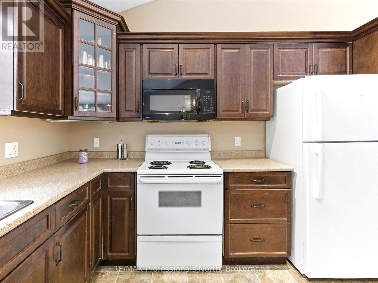 1017 Church Hill Road, Bracebridge, Ontario  P1L 1X1 - Photo 15 - X12805136