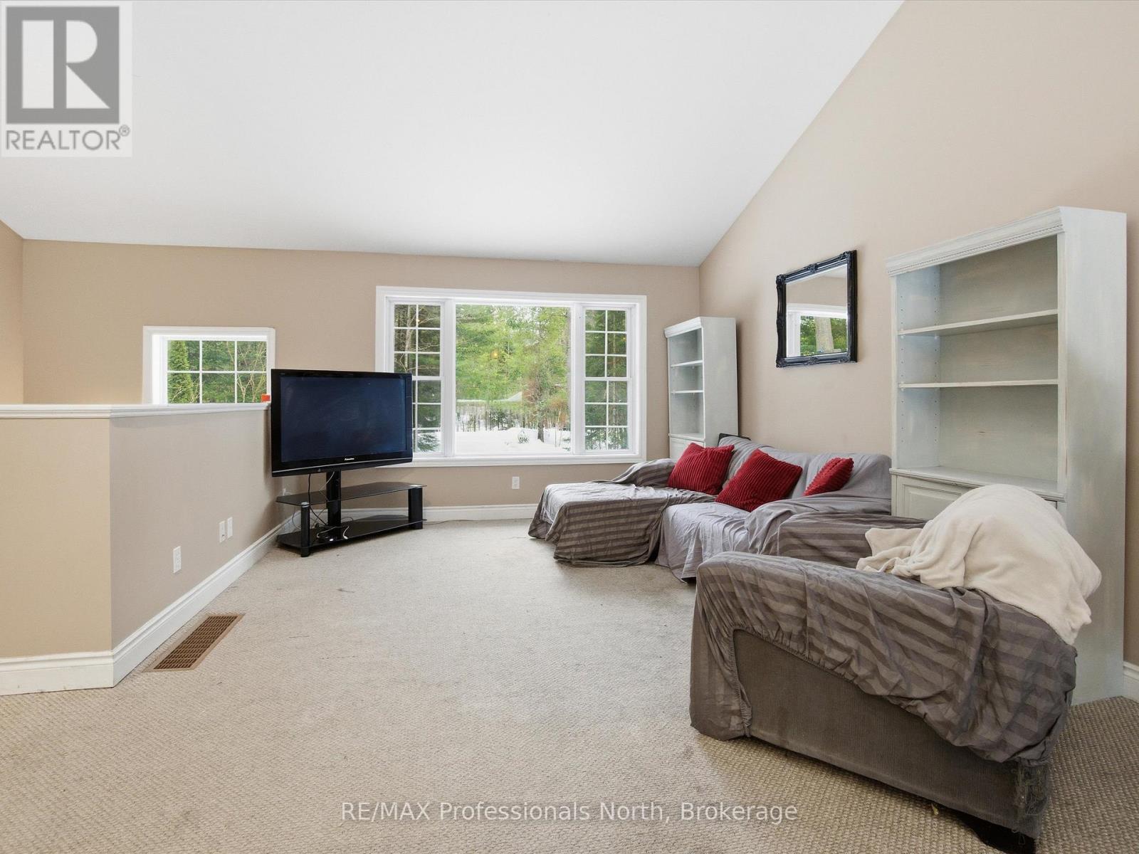 1017 Church Hill Road, Bracebridge, Ontario  P1L 1X1 - Photo 21 - X12805136