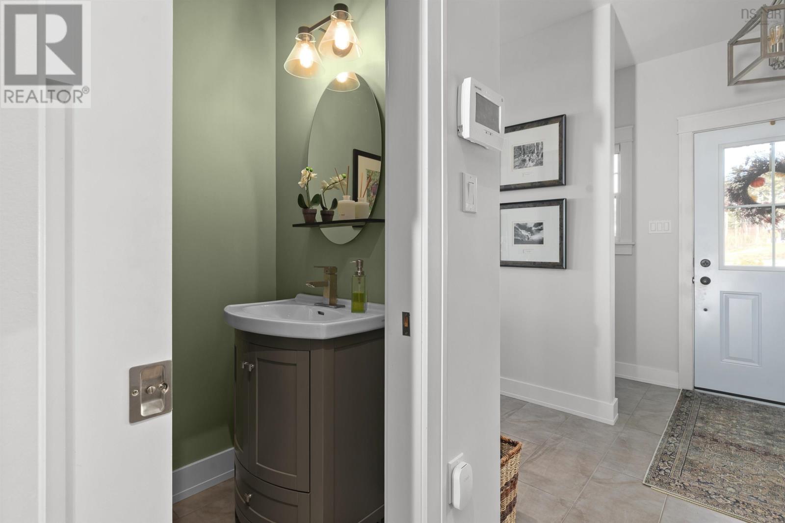 67 Skipper Hill Drive, Chester Basin, Nova Scotia  B0J 1K0 - Photo 19 - 202603107