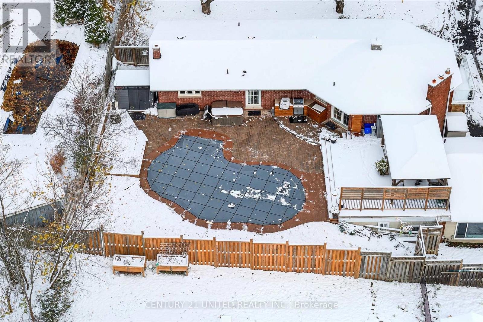 105 Ridgewood Road, Peterborough (Monaghan Ward 2), Ontario  K9J 1P2 - Photo 3 - X12805128