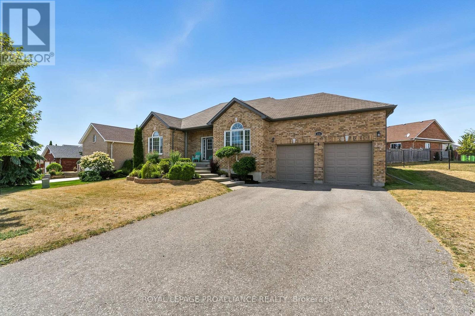 278 Ivey Crescent, Cobourg, Ontario  K9A 5X3 - Photo 3 - X12805164