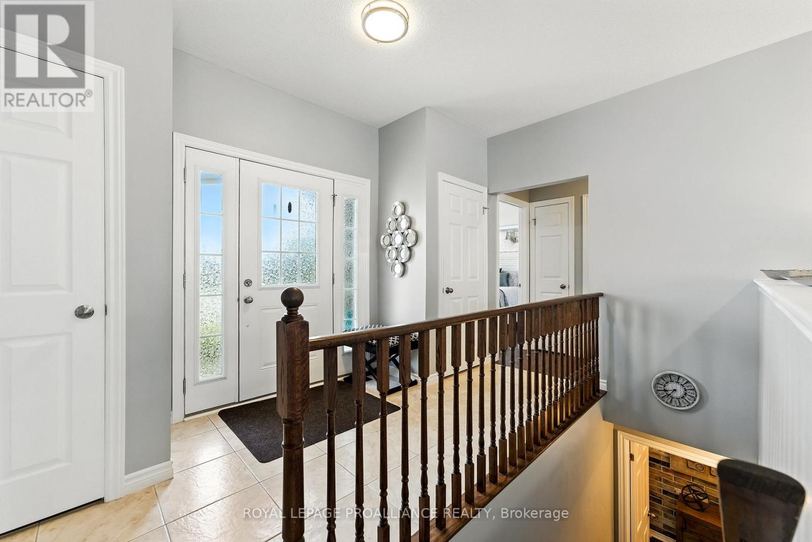 278 Ivey Crescent, Cobourg, Ontario  K9A 5X3 - Photo 6 - X12805164