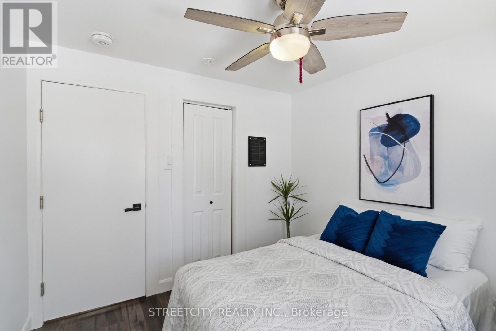 Photo 27 of 40 for 64 Downing Crescent