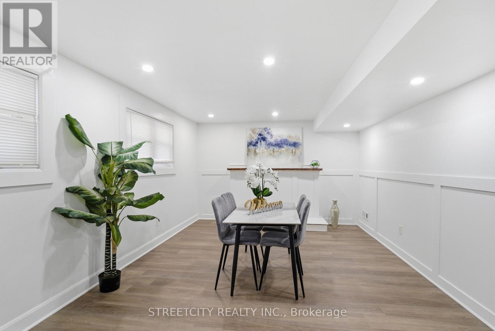 Photo 33 of 40 for 64 Downing Crescent