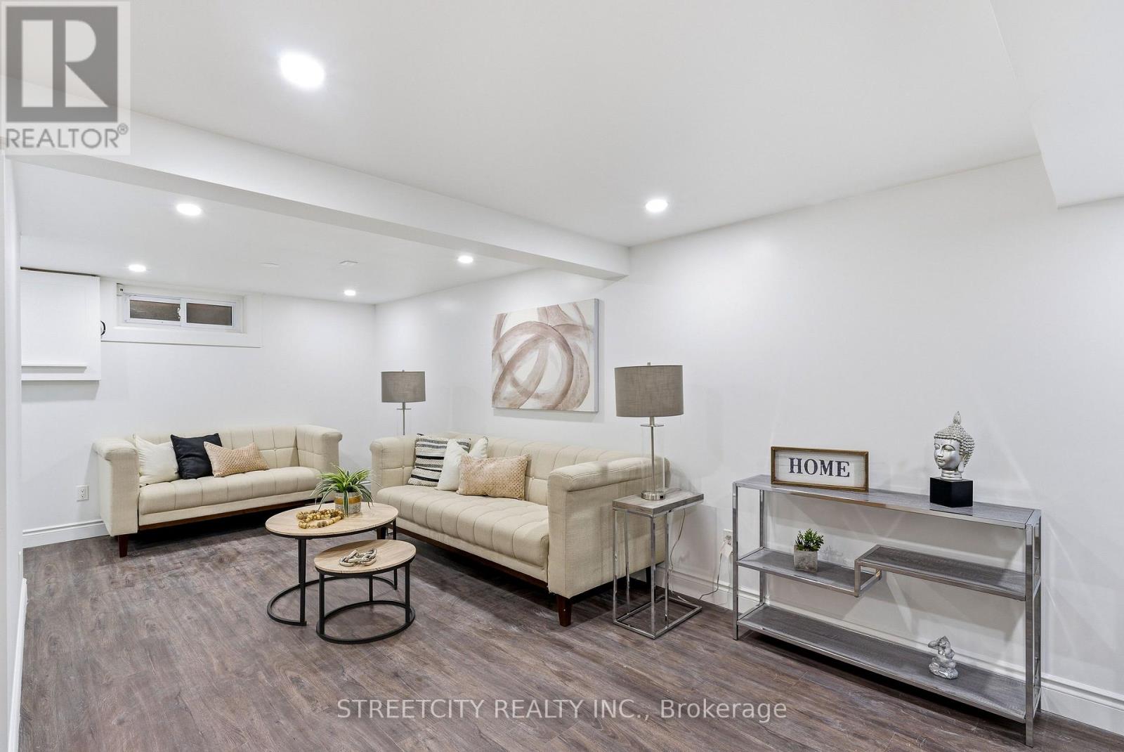 Photo 36 of 40 for 64 Downing Crescent