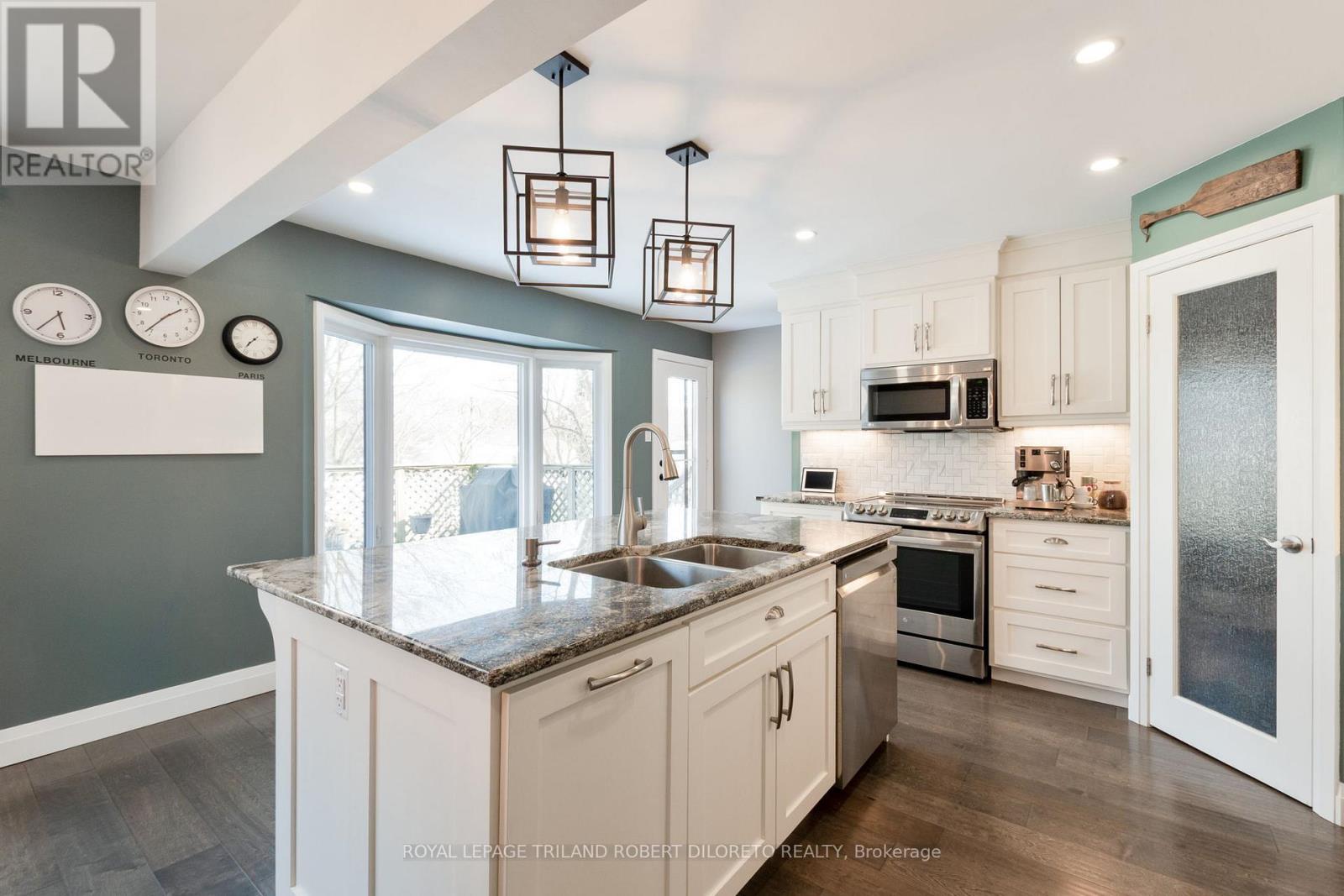 987 Griffith Street, London South, Ontario  N6K 3Z2 - Photo 11 - X12805174