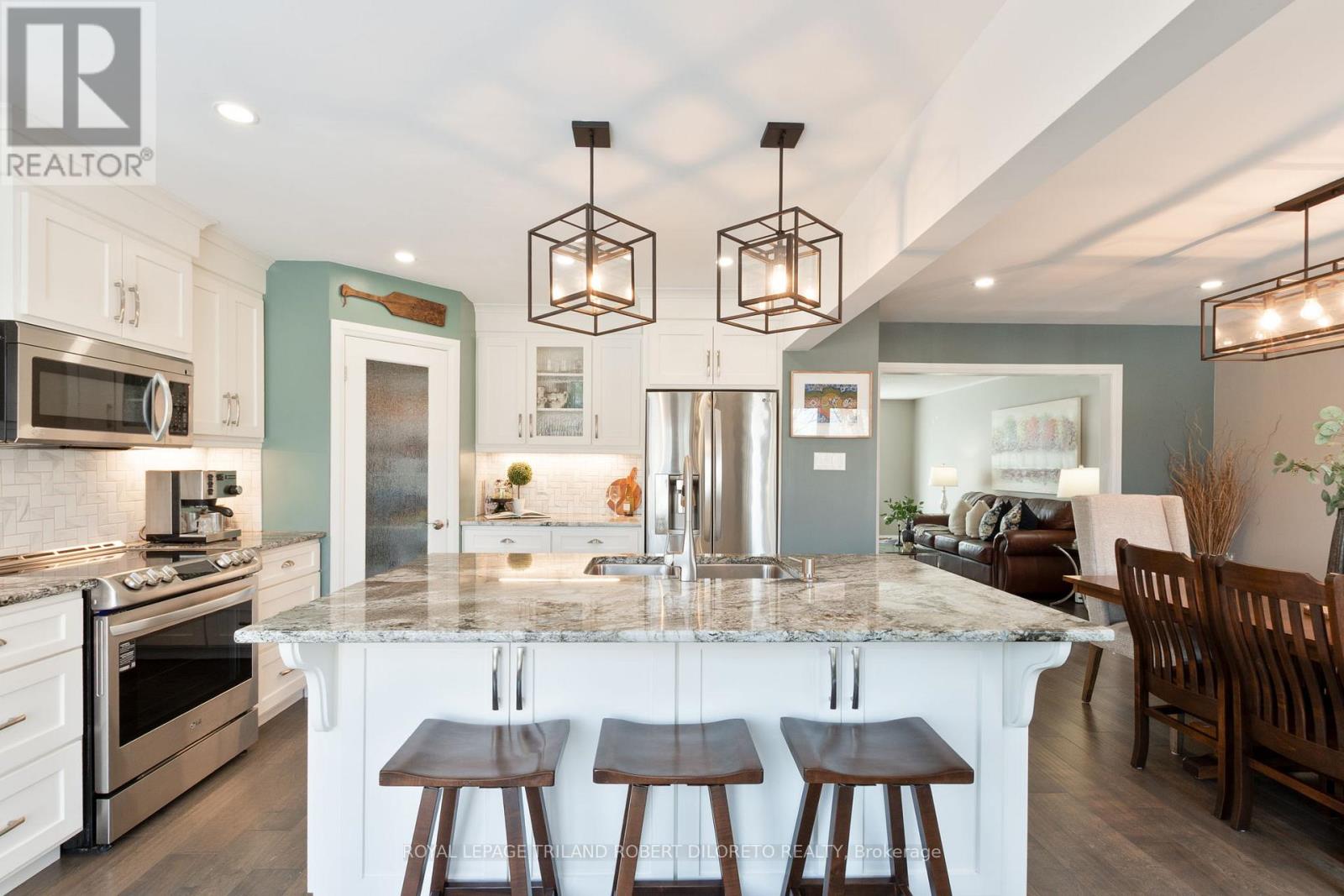 987 Griffith Street, London South, Ontario  N6K 3Z2 - Photo 12 - X12805174