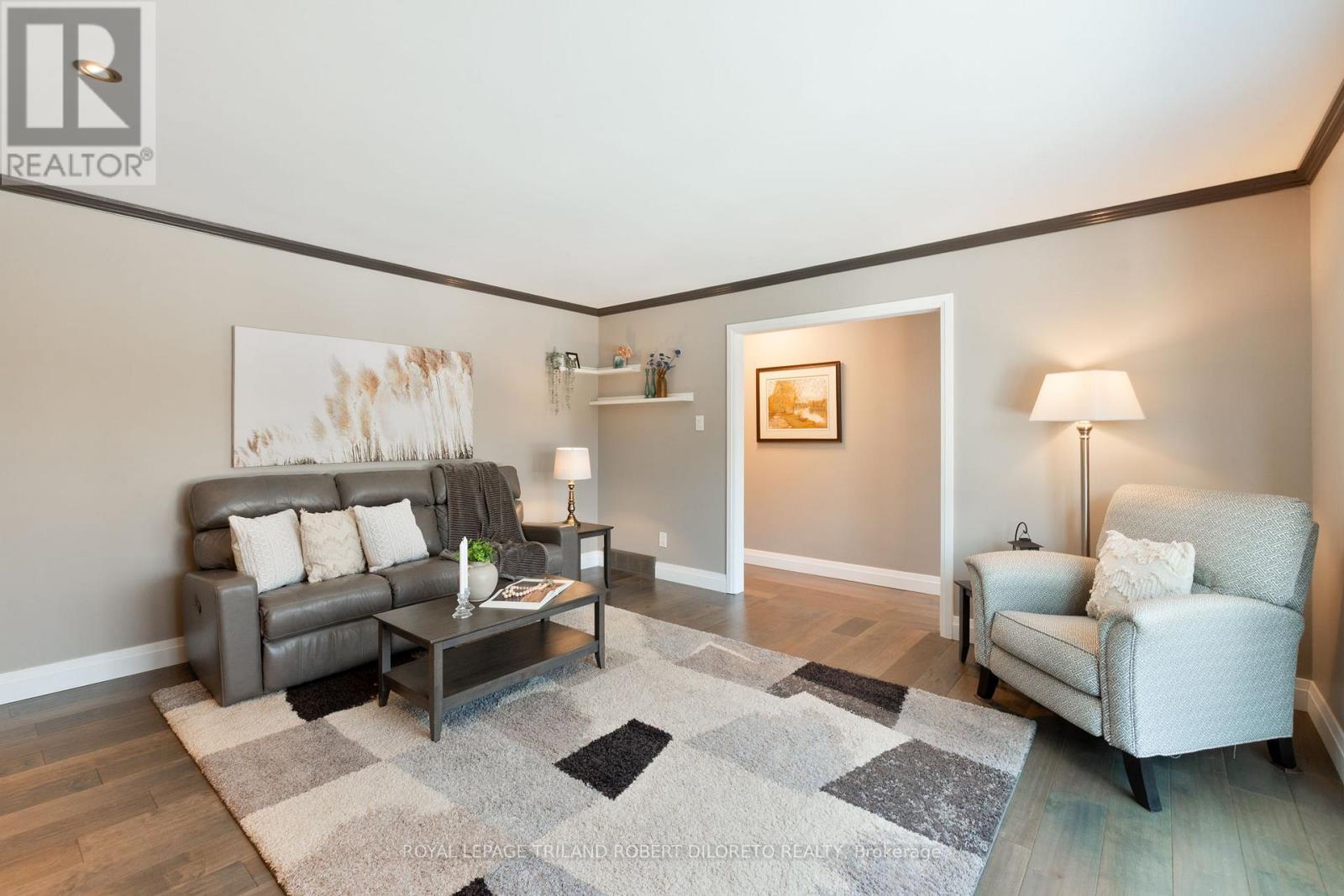 987 Griffith Street, London South, Ontario  N6K 3Z2 - Photo 15 - X12805174