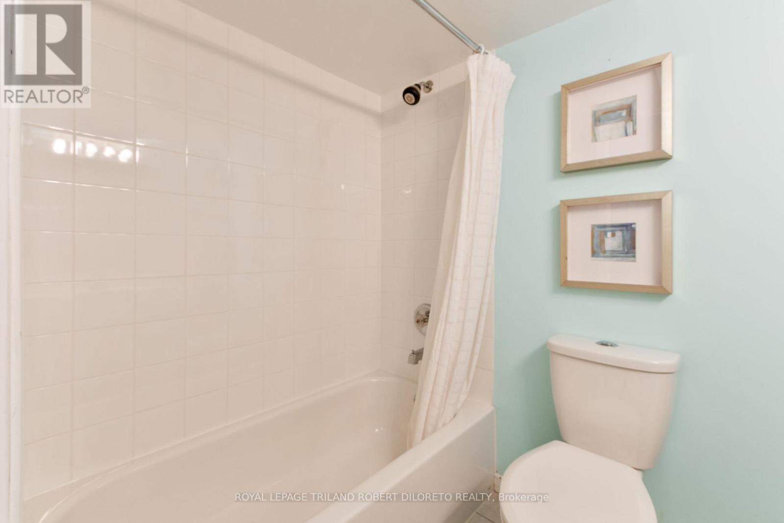 987 Griffith Street, London South, Ontario  N6K 3Z2 - Photo 34 - X12805174