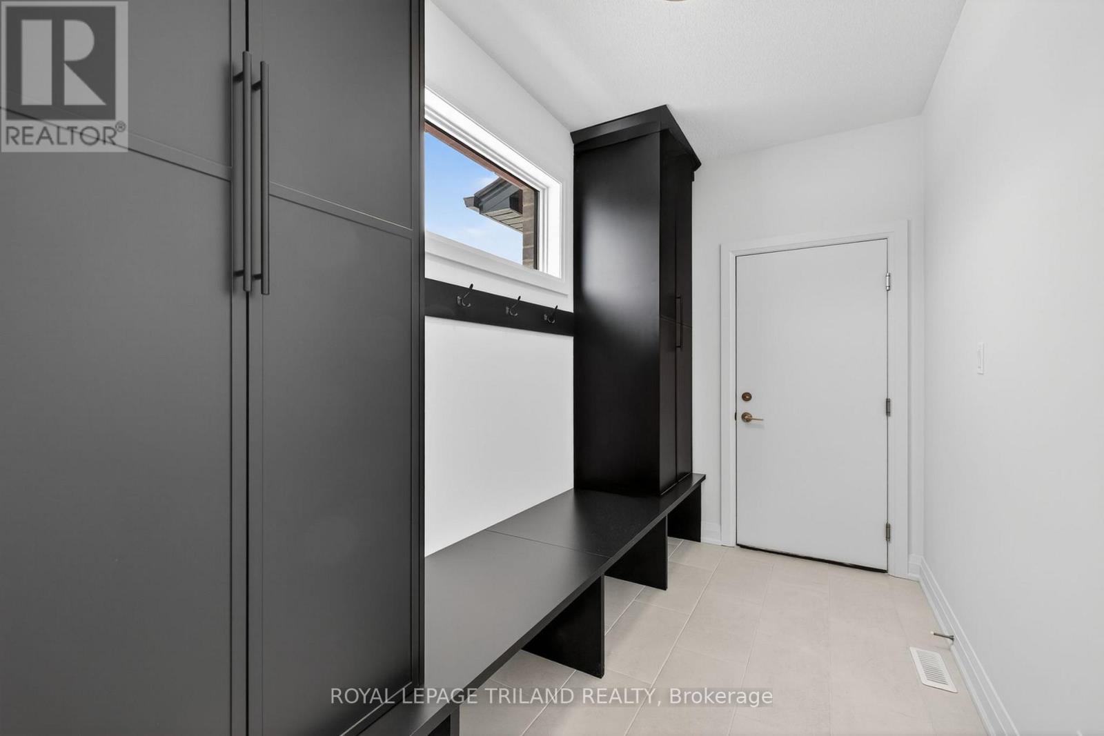 23 Allister Drive, Middlesex Centre, Ontario  N0L 1R0 - Photo 19 - X12805182