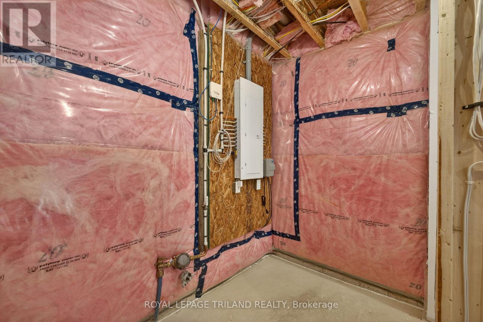 23 Allister Drive, Middlesex Centre, Ontario  N0L 1R0 - Photo 40 - X12805182