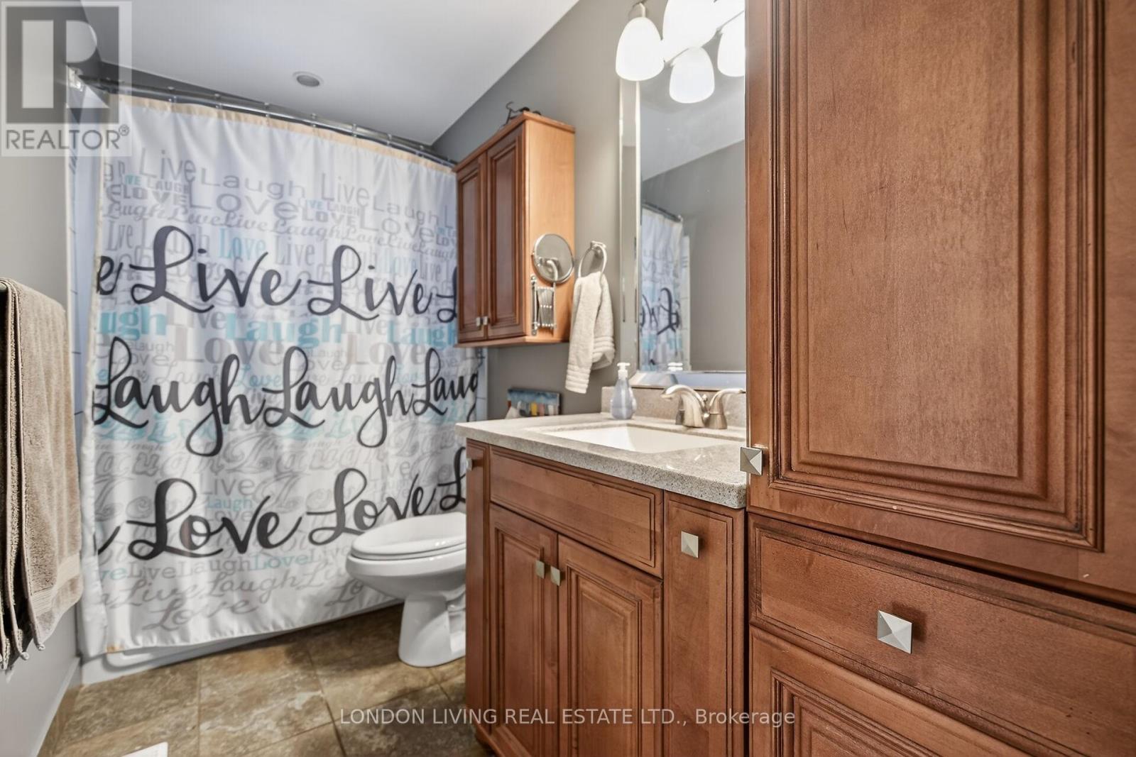 167 Dearborn Avenue, London South, Ontario  N6K 2W6 - Photo 19 - X12805184