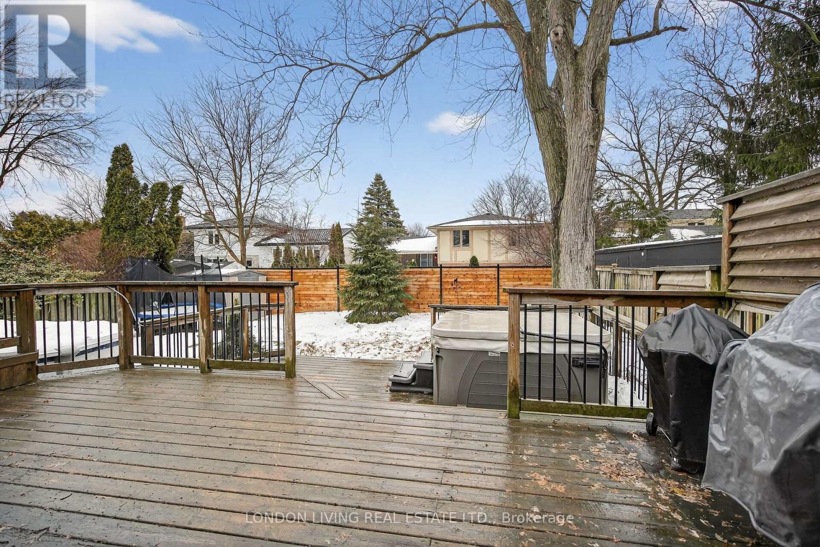 167 Dearborn Avenue, London South, Ontario  N6K 2W6 - Photo 26 - X12805184