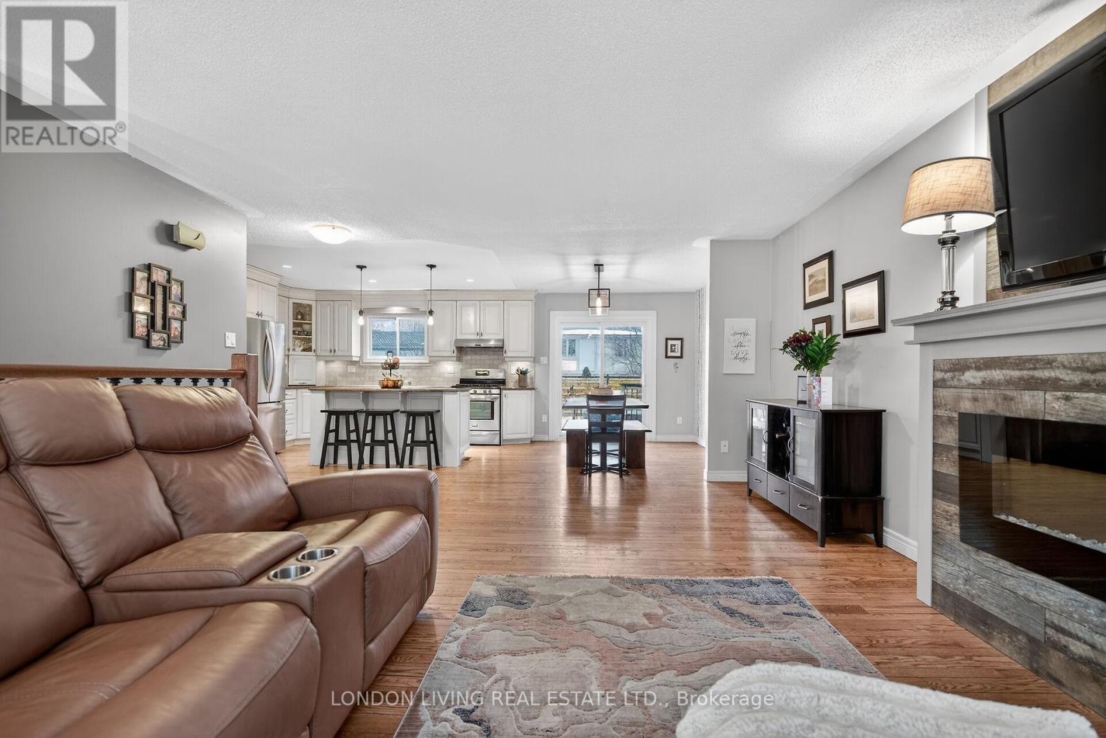 167 Dearborn Avenue, London South, Ontario  N6K 2W6 - Photo 5 - X12805184