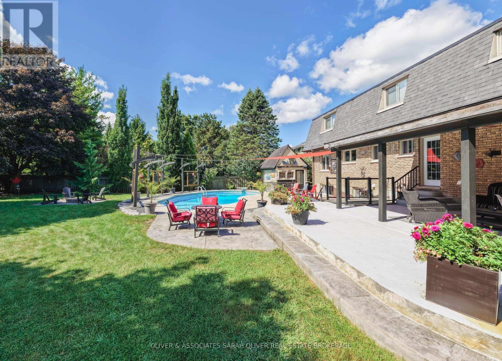 27 Scottsdale Street, London South, Ontario  N6P 1E5 - Photo 4 - X12805218