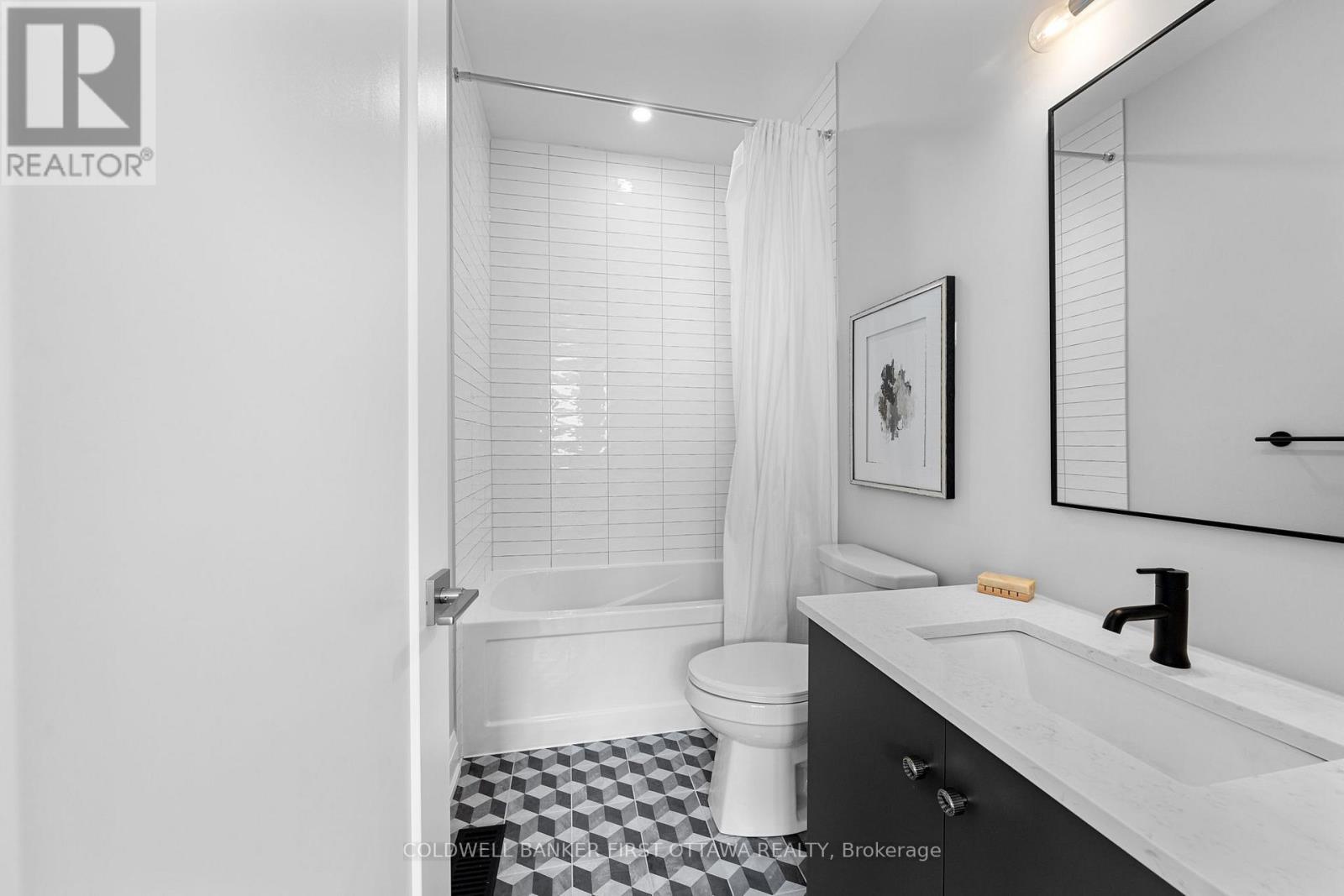 43 Deerfox Drive, Ottawa, Ontario  K2J 4V1 - Photo 22 - X12804982