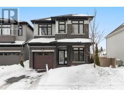 43 DEERFOX DRIVE, Ottawa, Ontario