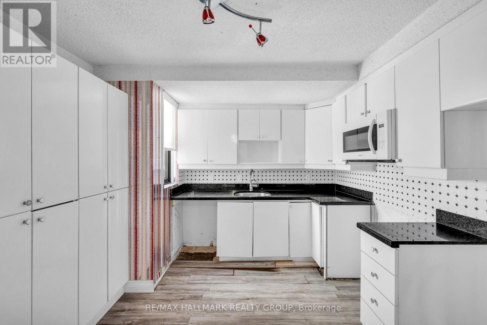 2005 - 1285 Cahill Drive, Ottawa, Ontario  K1V 9A7 - Photo 15 - X12805008