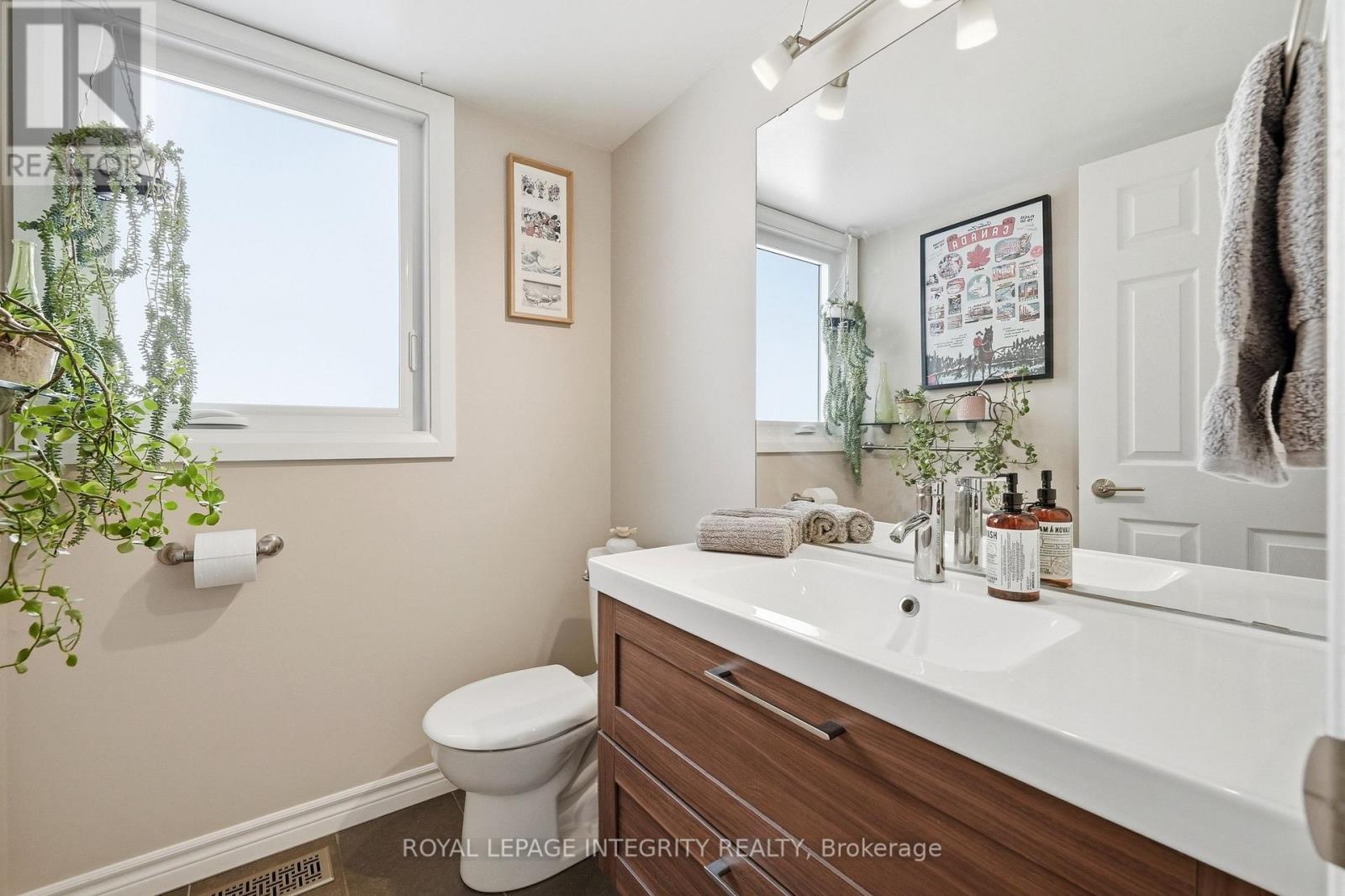 1456 Michaelsem Street, Ottawa, Ontario  K1C 7C3 - Photo 18 - X12805022