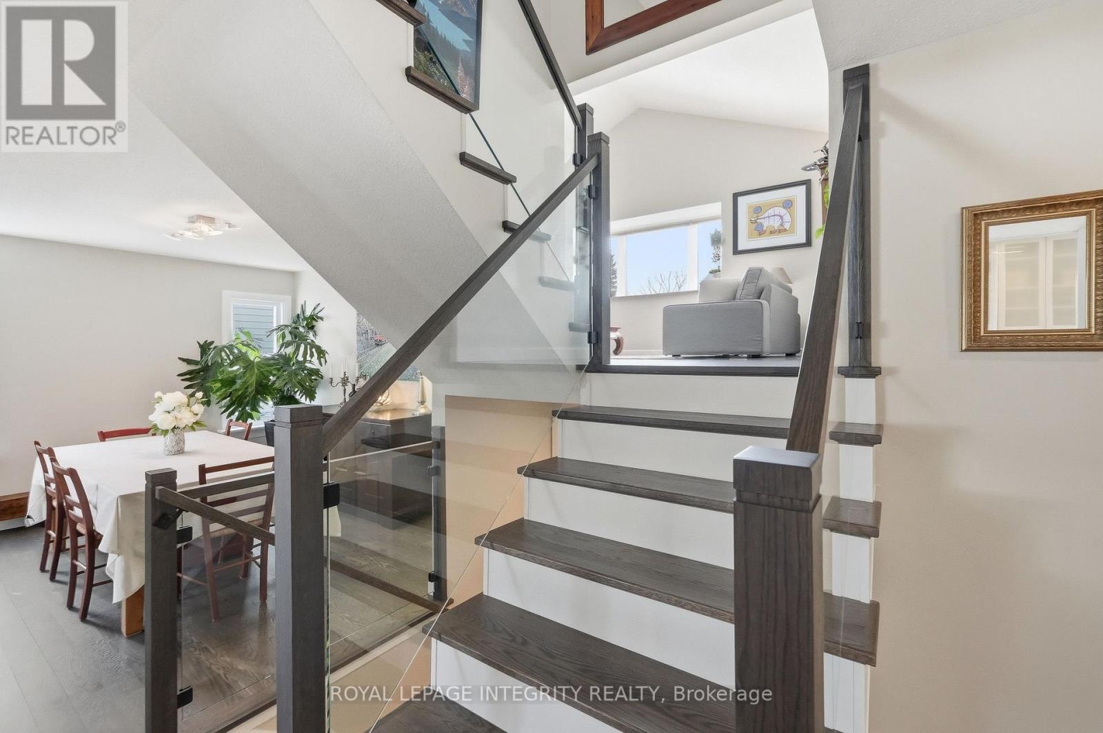 1456 Michaelsem Street, Ottawa, Ontario  K1C 7C3 - Photo 19 - X12805022