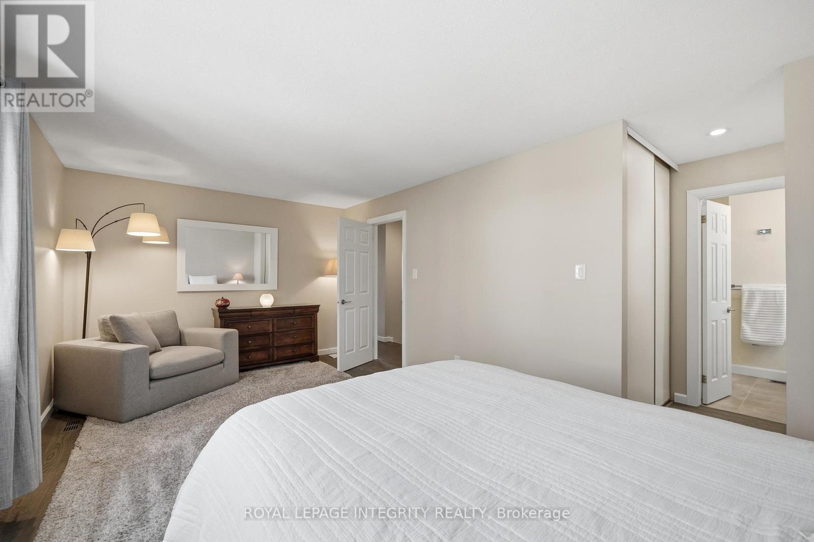 1456 Michaelsem Street, Ottawa, Ontario  K1C 7C3 - Photo 24 - X12805022