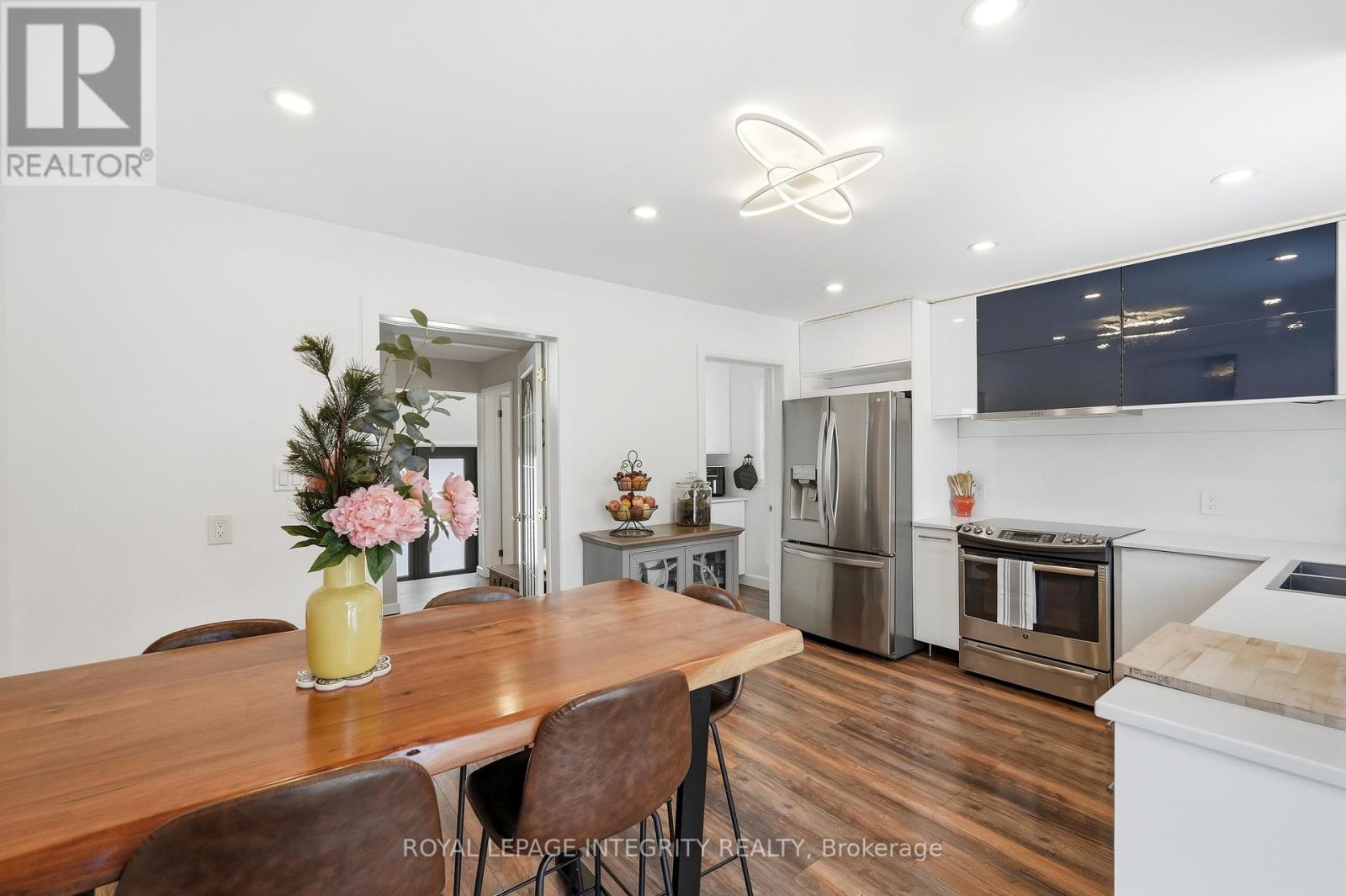 1456 Michaelsem Street, Ottawa, Ontario  K1C 7C3 - Photo 7 - X12805022