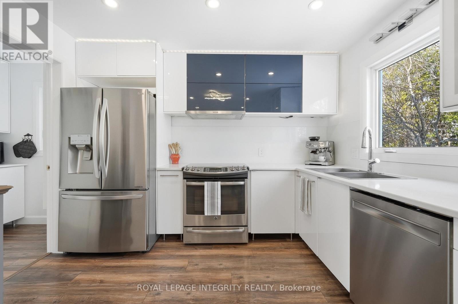 1456 Michaelsem Street, Ottawa, Ontario  K1C 7C3 - Photo 8 - X12805022