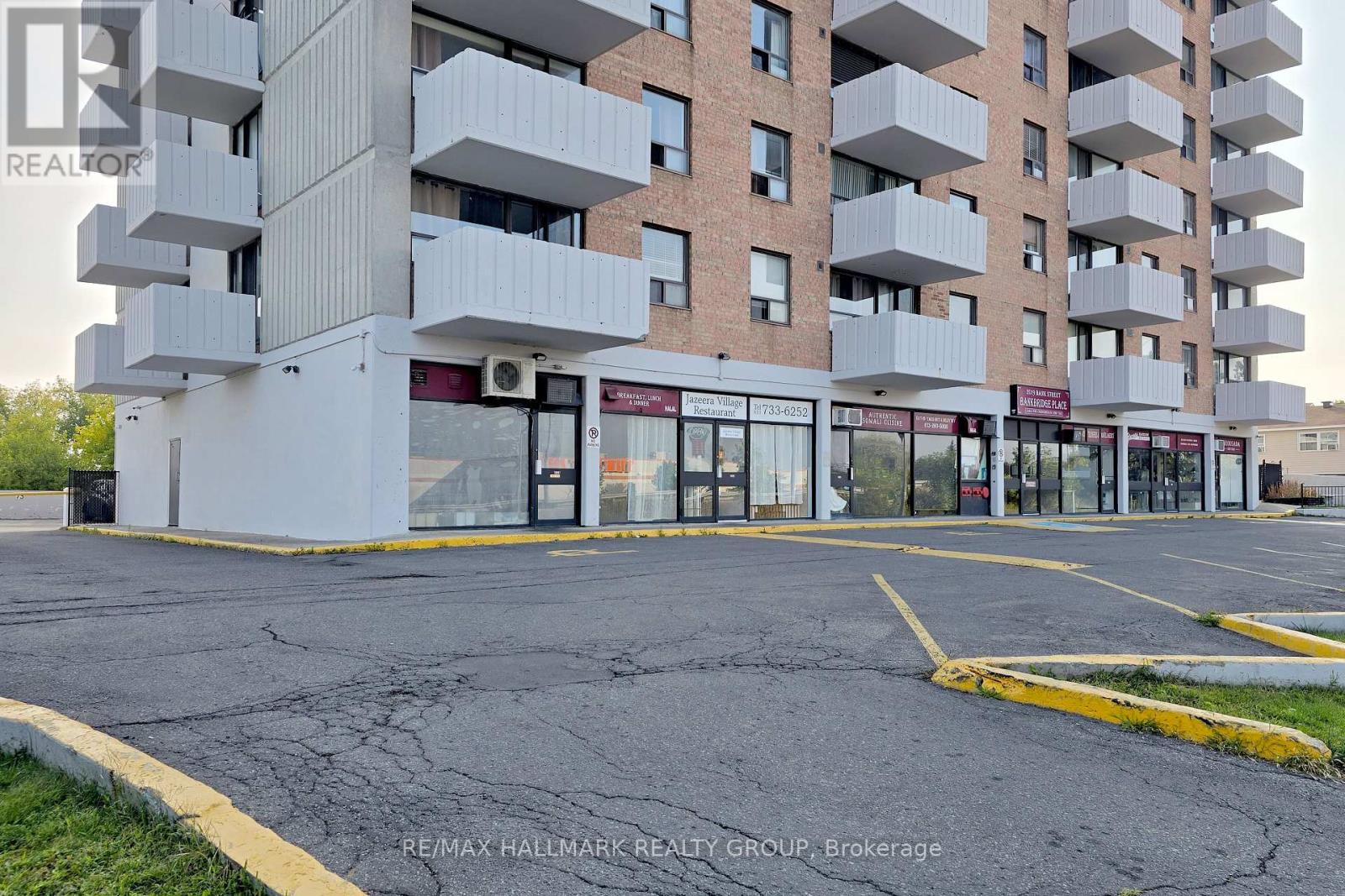 101-103 - 2019 Bank Street, Ottawa, Ontario K1V 0N1 - Photo 8 - X12805074