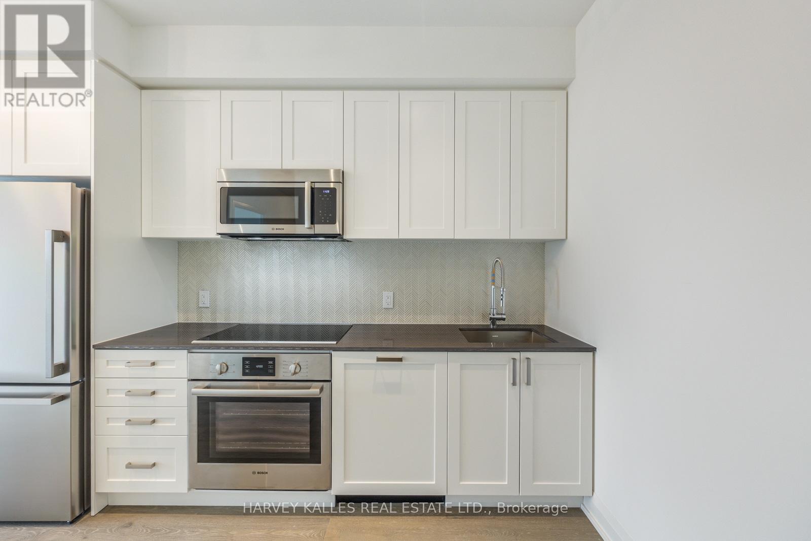 609 - 293 The Kingsway, Toronto, Ontario  M9A 0E8 - Photo 15 - W12803476