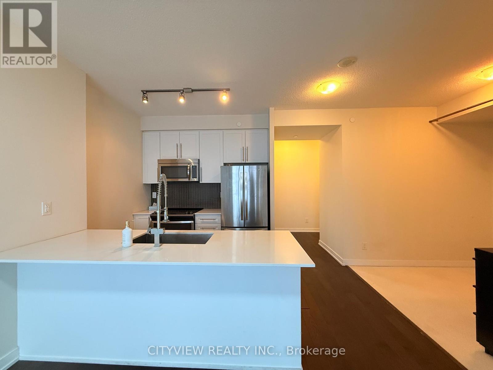 3206 - 4011 Brickstone Mews, Mississauga, Ontario  L5B 0J7 - Photo 9 - W12804858