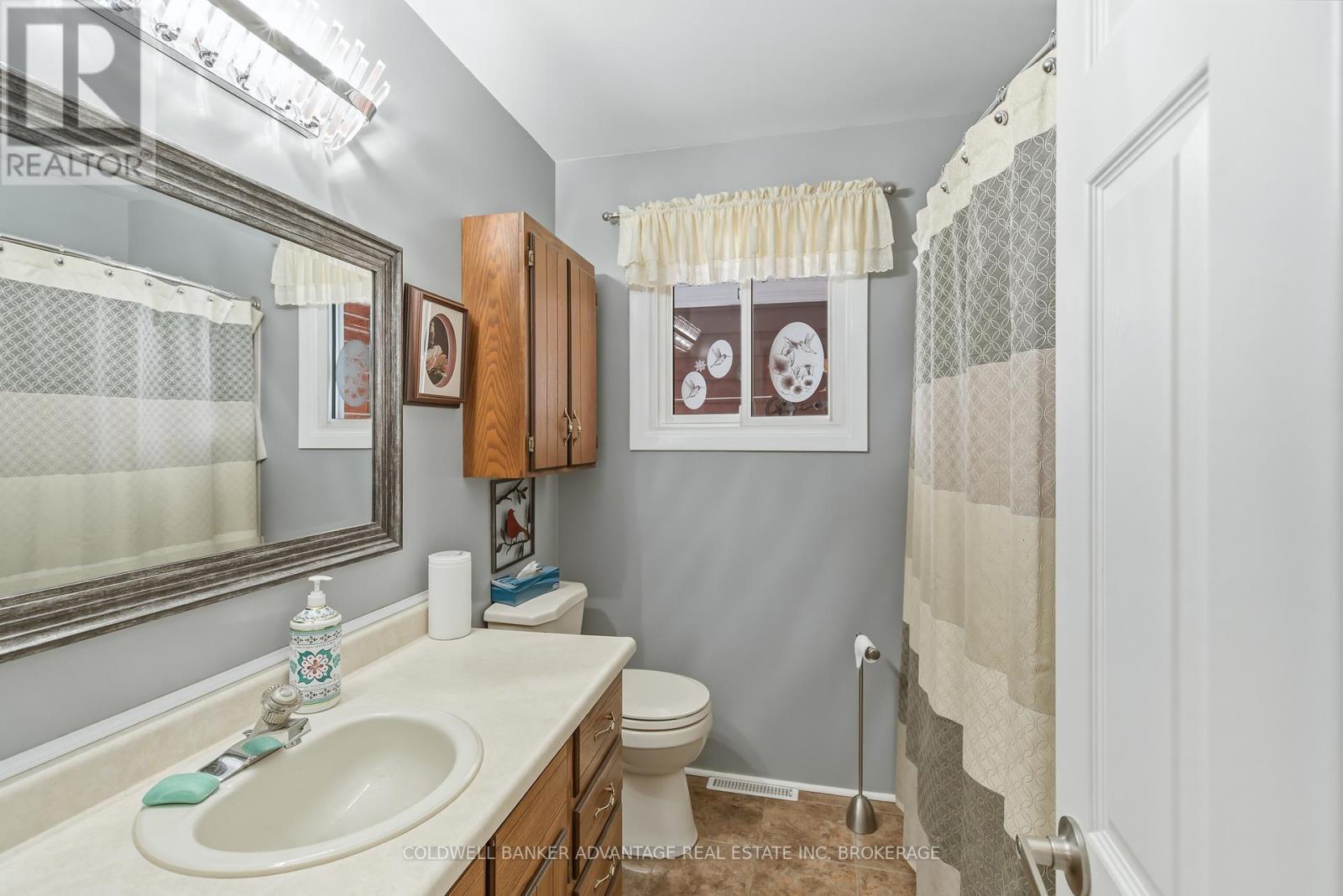 56 Eastdale Crescent, Welland, Ontario  L3B 1E8 - Photo 19 - X12805056