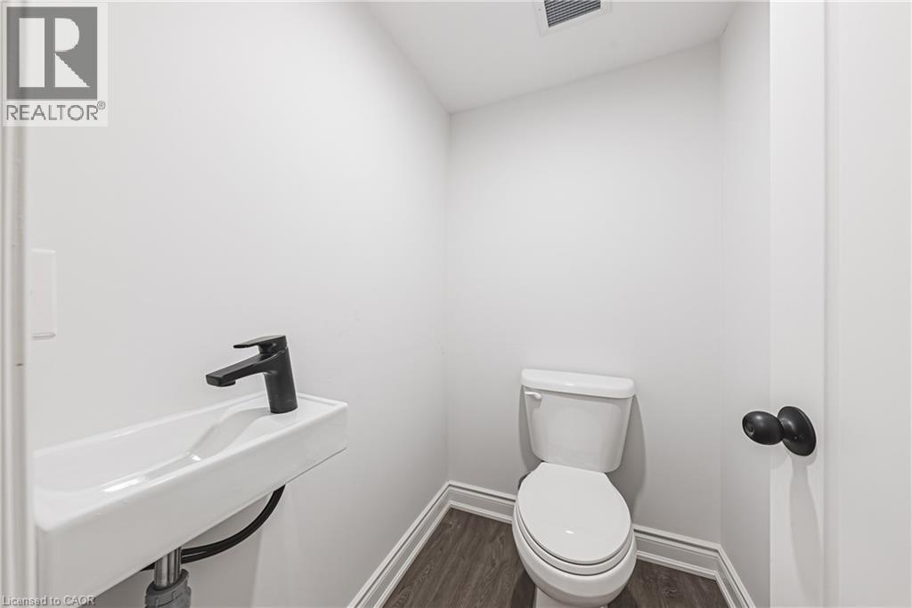 1127 Main Street E, Hamilton, Ontario  L8M 1P2 - Photo 23 - 40806489