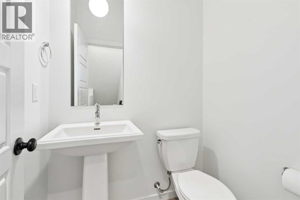 168 Belmont Villas Sw, Calgary, Alberta  T2W 4W7 - Photo 20 - A2280594