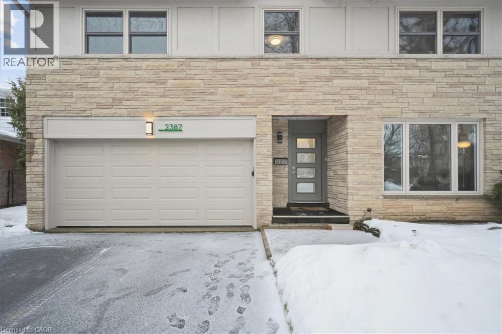 2387 Rushbury Court, Burlington, Ontario  L7P 3V8 - Photo 3 - 40806342